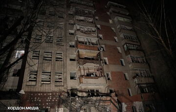 В Сумах дрон ударил по жилому дому: пять человек пострадали (фото)