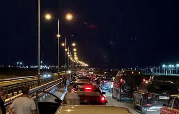 ЧП на Крымском мосту: взрыв разрушил один из пролетов 