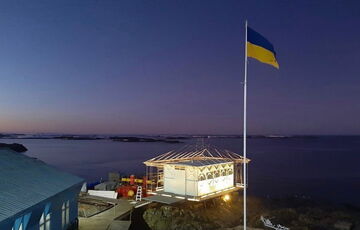 Украинские полярники показали необычное явление на воде