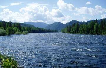 Учені назвали головну загрозу для європейських річок і озер