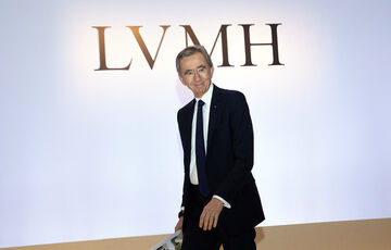 Владелец концерна LVMH Бернар Арно подозревается в отмывании денег с российским олигархом Владелец концерна LVMH Бернар Арно подозревается в отмывании денег с российским олигархом