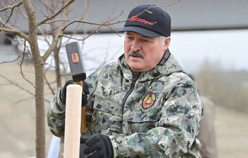 Лукашенко заявил, что Беларусь поможет отстраивать Украину после войны Лукашенко заявил, что Беларусь поможет отстраивать Украину после войны