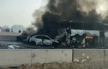 Из-за массовой аварии в Египте погибли десятки человек Из-за массовой аварии в Египте погибли десятки человек