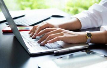 Бизнес открыл 54 696 вакансий в ноябре