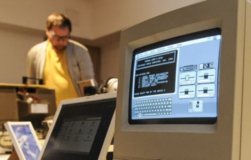 Как выглядел компьютер Apple 30 лет назад: в Сети опубликовали уникальные фото