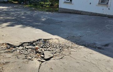 Российская армия обстреляла Херсон: ранены две женщины