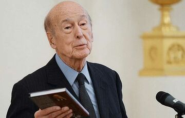 Бывший президент Франции умер от коронавируса