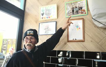 Відомого японського волонтера прогнали з території ТРЦ у Харкові, де він збирав пожертвування