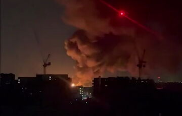 Найбільший лондонський аеропорт ”Хітроу” закрито через пожежу на електропідстанції Найбільший лондонський аеропорт ”Хітроу” закрито через пожежу на електропідстанції