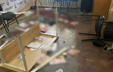 На Закарпатье депутат взорвал гранаты в здании сельсовета: жуткий момент попал на камеру На Закарпатье депутат взорвал гранаты в здании сельсовета: жуткий момент попал на камеру