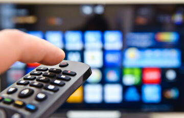 В освобожденный Херсон вернулись украинское радио и телевидение