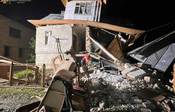 На Прикарпатье обрушился жилой дом На Прикарпатье обрушился жилой дом