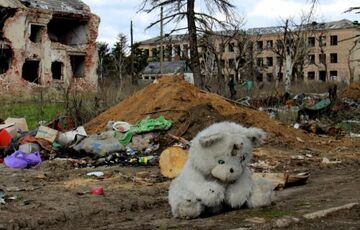 В ОБСЄ порахували, скільки дітей загинуло через війну на Донбасі В ОБСЄ порахували, скільки дітей загинуло через війну на Донбасі