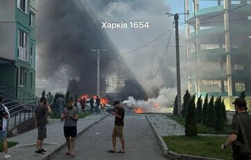 Россияне сбросили КАБы на центр Харькова, 3 пострадавших: первые кадры последствий