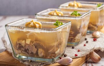 Рецепт вкуснейшего холодца из рыбы к зимним праздникам Рецепт вкуснейшего холодца из рыбы к зимним праздникам