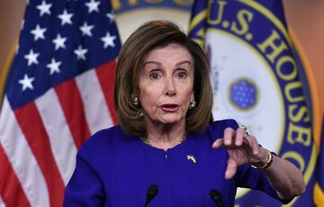 В Киев прибыла спикер Палаты представителей США Пелоси 