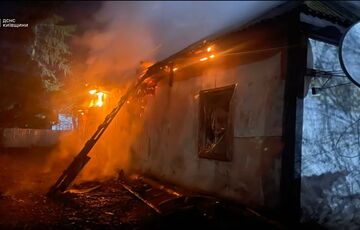 Під Києвом у вогні загинули жінка та дитина