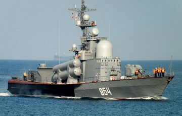 Україна втопила російський ракетний катер ”Івановець” морськими дронами MAGURA V5 Україна втопила російський ракетний катер ”Івановець” морськими дронами MAGURA V5