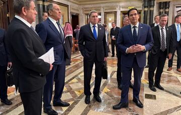 Трамп назвав дату наступного етапу переговорів з Росією в Саудівській Аравії Трамп назвав дату наступного етапу переговорів з Росією в Саудівській Аравії