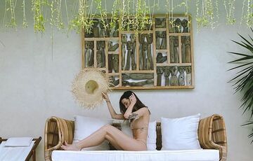 Надя Дорофеева на Бали похвасталась бикини в Instagram