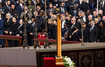 Зеленський відвідає інавгураційну месу Папи Римського Лева XIV