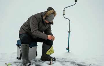 В Україні частково заборонили риболовлю: за що можуть оштрафувати