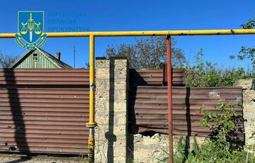 Российские военные обстреляли Херсон и пригород: есть раненая