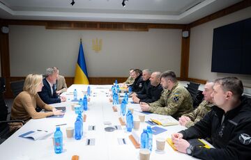 Украина проведет переговоры с партнерами по мирному плану в Швейцарии