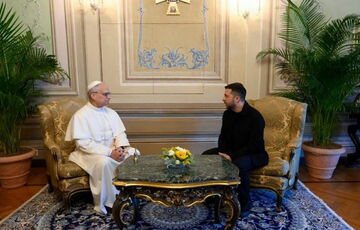 Зеленський зустрівся з Папою Римським Левом XIV: фото