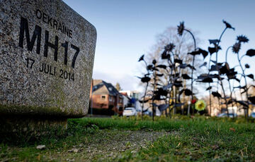 У Нідерландах стартував другий день слухань у справі про катастрофу МН17