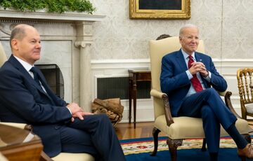 Шольц їде в США, щоб обговорити допомогу Україні з Байденом