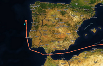Российский нефтяной танкер развернулся на 180 градусов после того, как попал под санкции