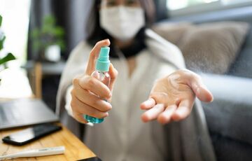 В Украине обновили карантинные зоны: кто может попасть в зеленую В Украине обновили карантинные зоны: кто может попасть в зеленую