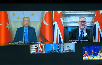 Турция поддержала идею прекращения атак в воздухе и на море