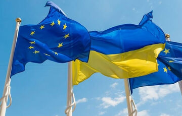 ”Потрібно замислитися про наслідки”: ЄС попередив РФ через ризик вторгнення ”Потрібно замислитися про наслідки”: ЄС попередив РФ через ризик вторгнення