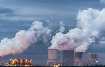 Выбросы СО2 украинскими предприятиями вырастут на 16% к 2030 году - Абрамовский