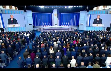 Путин в послании к Федеральному собранию назвал Украину расходным материалом