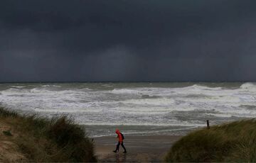 Нидерланды страдают от сильного урагана