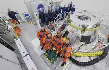 NASA впервые за 50 лет отправит к Луне пилотируемую миссию NASA впервые за 50 лет отправит к Луне пилотируемую миссию
