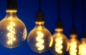 В Украине могут сократить отключение электричества благодаря экономии на 5-10%