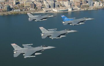 Чому Україна поки що не може отримати винищувачі F-16 Чому Україна поки що не може отримати винищувачі F-16