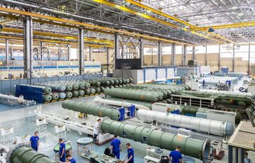 В Москве загорелся завод по производству ракет для С-300  В Москве загорелся завод по производству ракет для С-300