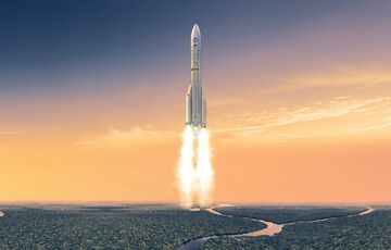 В Ростове-на-Дону российские ПВОшники пытались сбить вторую ступень ракеты Ariane 6: видео