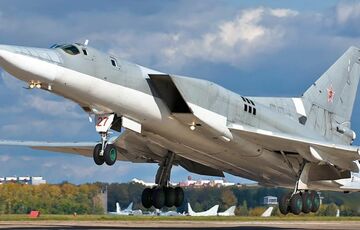 Атаки дронів на російські аеродроми: ЗМІ дізналися подробиці