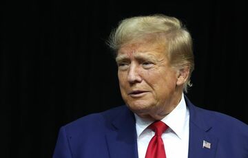 Суд оштрафовал Трампа на 5 тысяч долларов за публикацию в соцсети