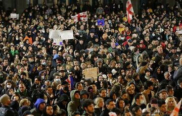  В Тбилиси состоялась масштабная акция противников власти