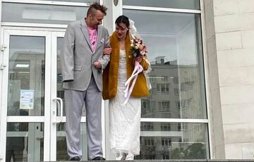 Евгений Клопотенко заинтриговал свадебным фото