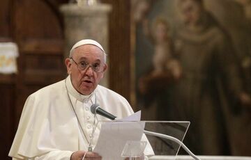 Папа Римский заявил, что Украина должна начать переговоры с Россией Папа Римский заявил, что Украина должна начать переговоры с Россией