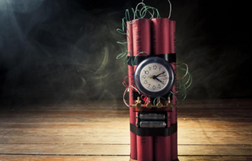 В Херсонской области пытались взорвать машину очередного коллаборанта