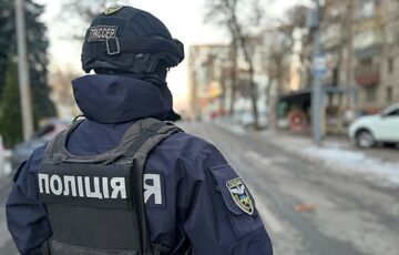 В Павлограде у здания ТЦК произошел взрыв В Павлограде у здания ТЦК произошел взрыв